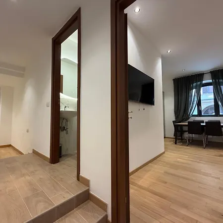 Apartment Trevi Ducal Palace Iii *